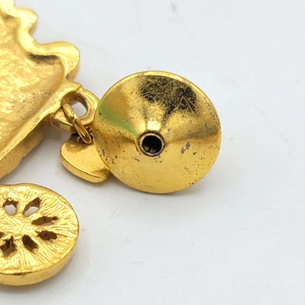 Avon Garden of Love Wheelbarrow Brooch Gold tone Red Enamel Hearts Vintage 90s - Picture 8 of 12